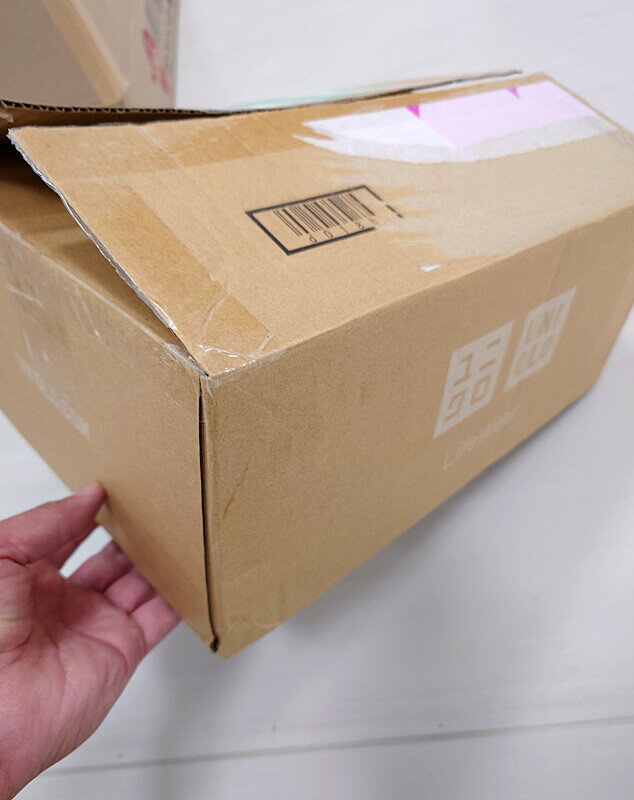 奈良県吉野郡にある旅館から送ってもらったユニクロフリースが到着した時の写真