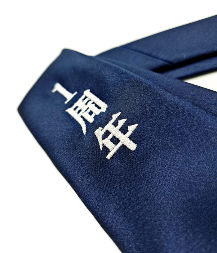 オリジナルネクタイの刺繍部分アップ写真