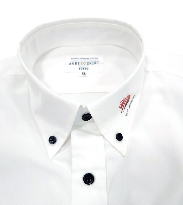 Yシャツのエリ部分に入れたオリジナルプリント