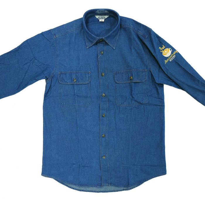 スターバックスJR神田駅南口店様のロゴ入りオリジナルデニムシャツ